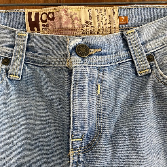 Hollister Co Crop Relax Fit Light wash Distressed Size 7 - Picture 2 of 6